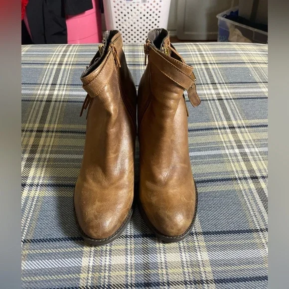 Steve Madden Woodmeer Cognac Leather Fringe Booties Size 9 - Picture 2 of 9